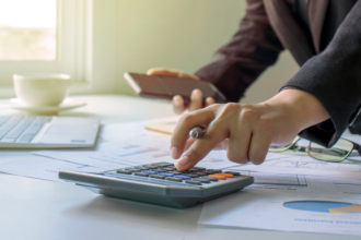 Rodrigo Balassiano analisa os desafios do administrador diante da pulverização de ativos e investidores.