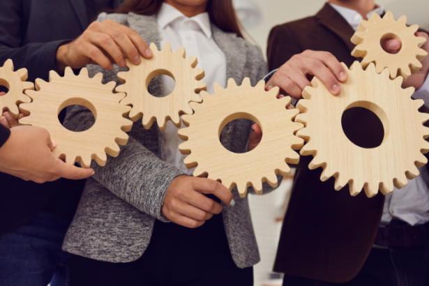 Inteligência para gestão municipal: veja como Antônio Fernando Ribeiro Pereira apresenta aplicativos que integram cultura, esporte e lazer.