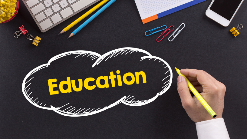 Sérgio Bento De Araújo explica como eventos educacionais impulsionam a inovação e fortalecem a cultura de aprendizado nas escolas.